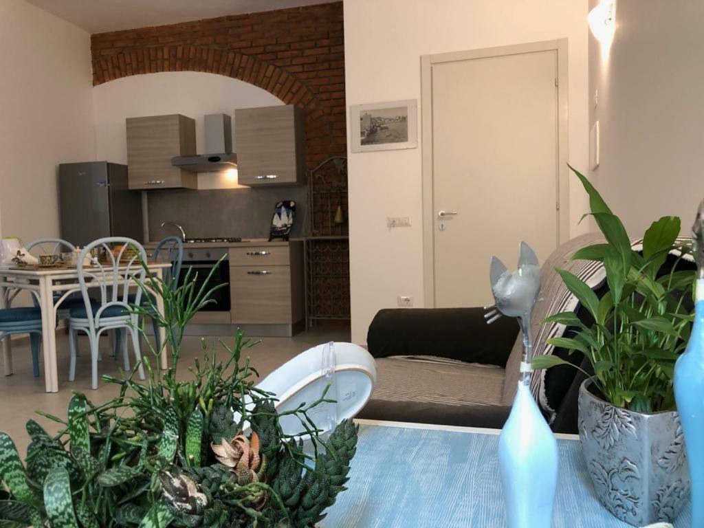 Milu - Milu Holidays Apartment *